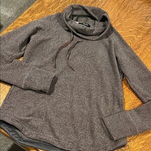 Sherpa Adv Gear NWOT Cozy Brown& Purple Women's Pullover